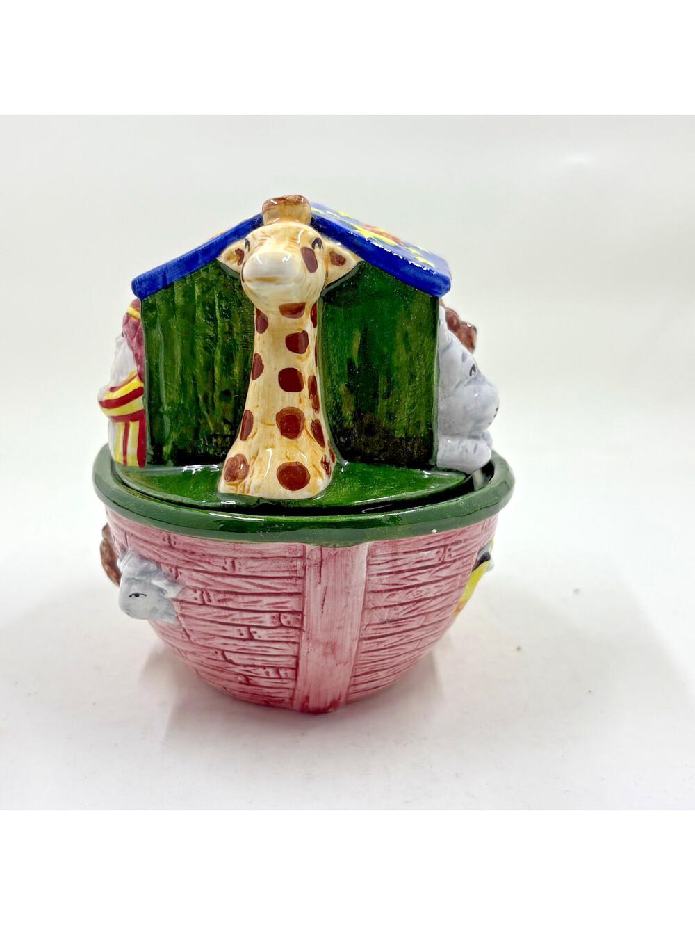 Noah’s Ark 2 piece salt and pepper shaker set RARE - Picture 5 of 6
